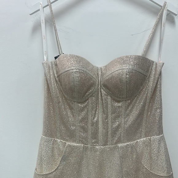 Tarina by Abella (E269) - Picture 3 of 5